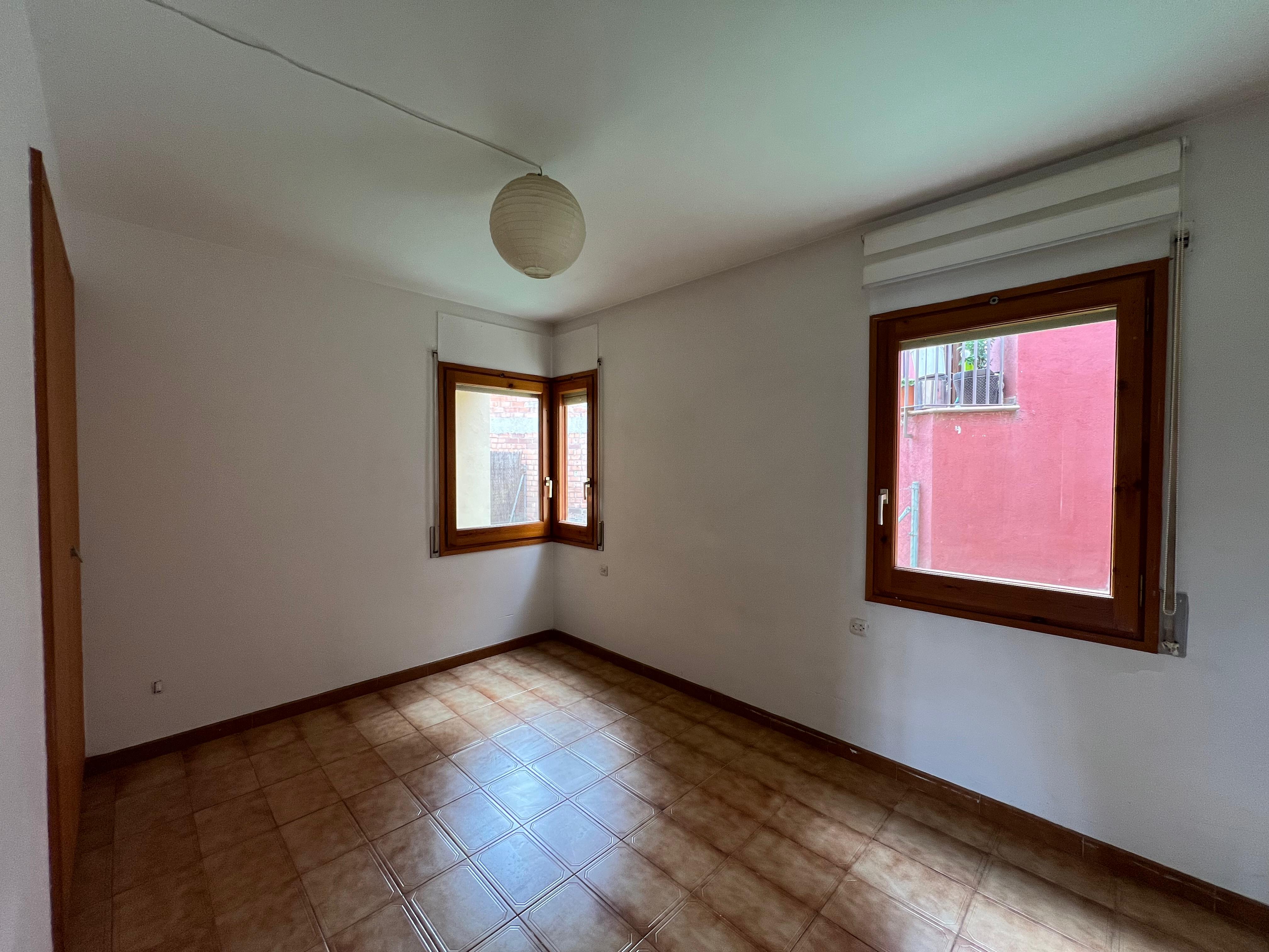 HABITATGE EN VENDA A TARADELL 5